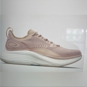 APL women’s streamline sz 9 like new
